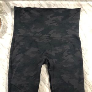 Spanx Navy Leopard Leggings